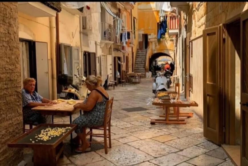L'Incanto Del Borgo Antico- Locazione Turistica Bari Zewnętrze zdjęcie