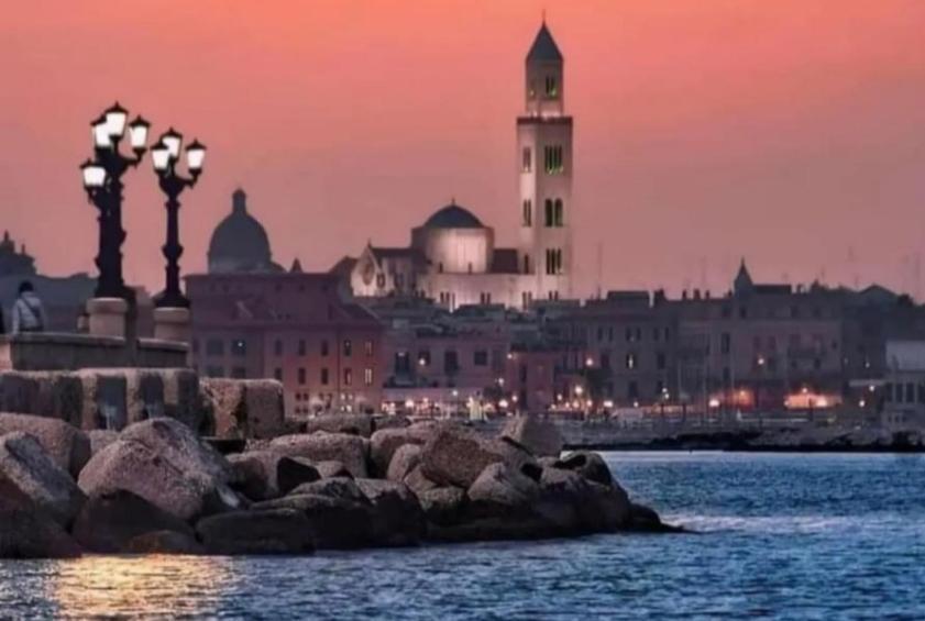 L'Incanto Del Borgo Antico- Locazione Turistica Bari Zewnętrze zdjęcie