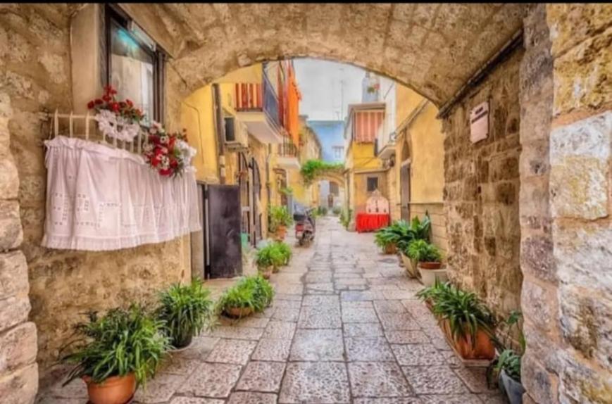L'Incanto Del Borgo Antico- Locazione Turistica Bari Zewnętrze zdjęcie